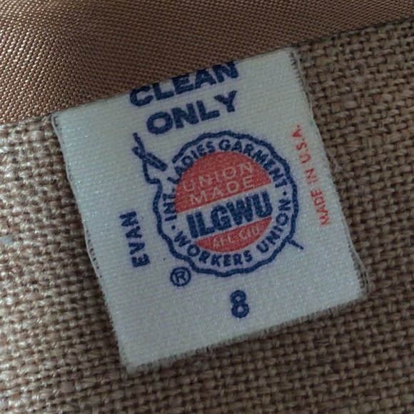 Evan Picone - Vintage tan skirt & jacket suit - Picture 12 of 13